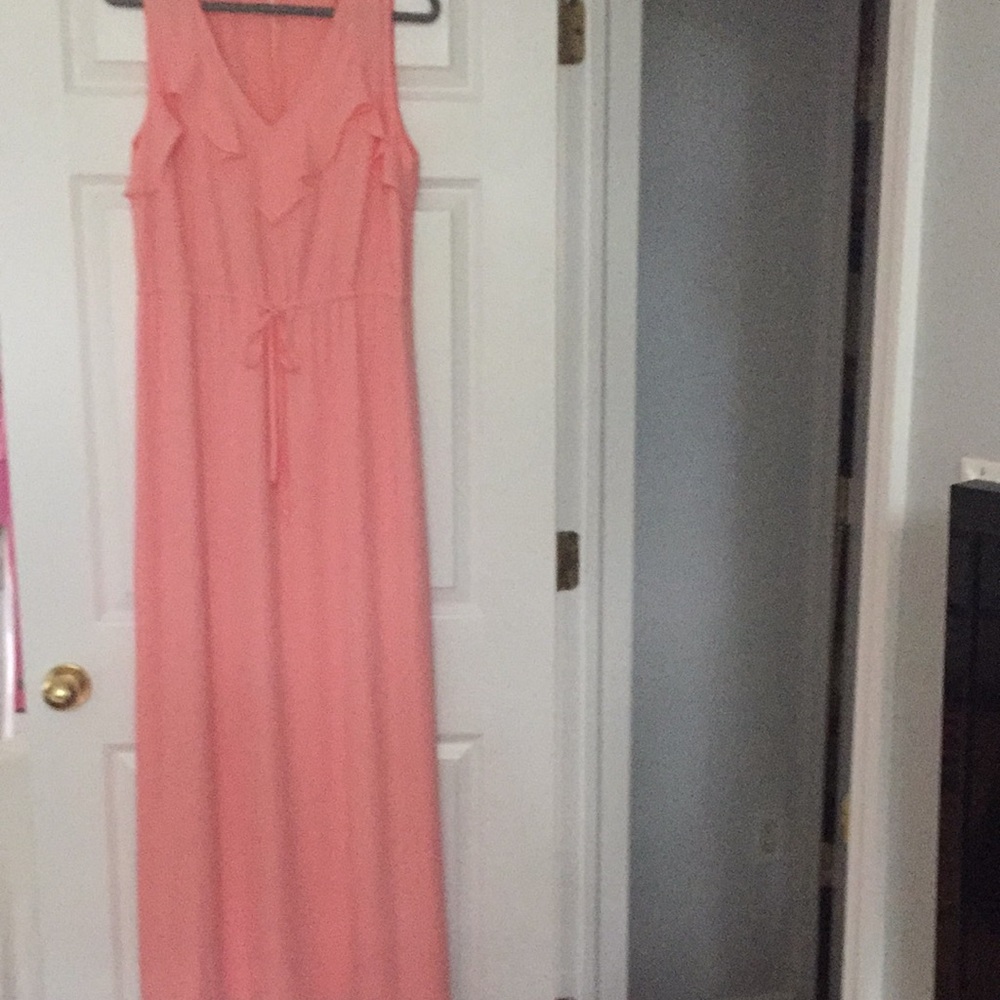 Gorgeous lined maxi dress